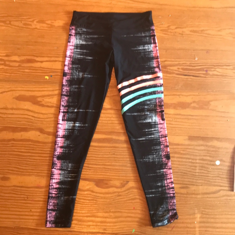 athletic leggings